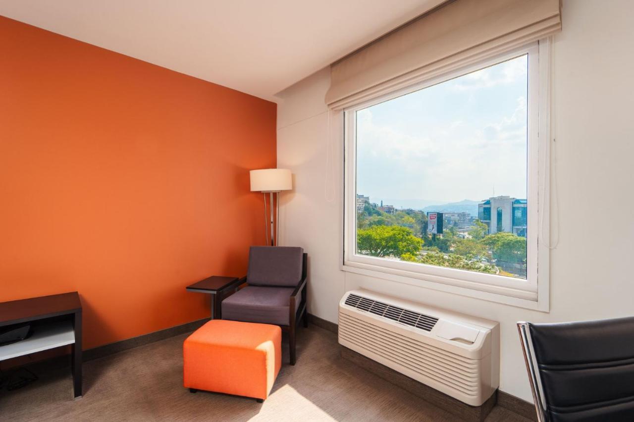 Holiday Inn Express Tegucigalpa By Ihg Exterior foto