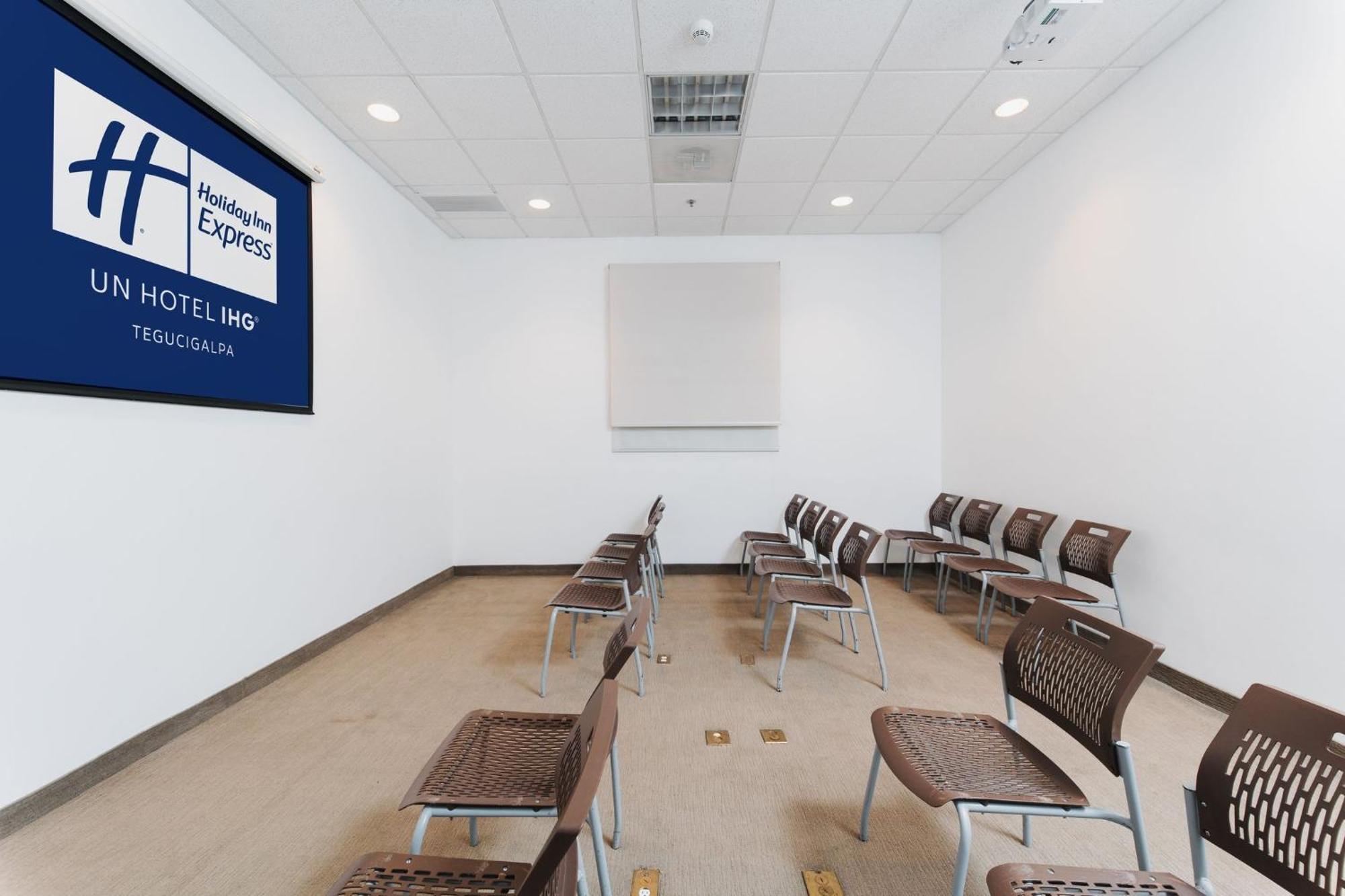 Holiday Inn Express Tegucigalpa By Ihg Exterior foto